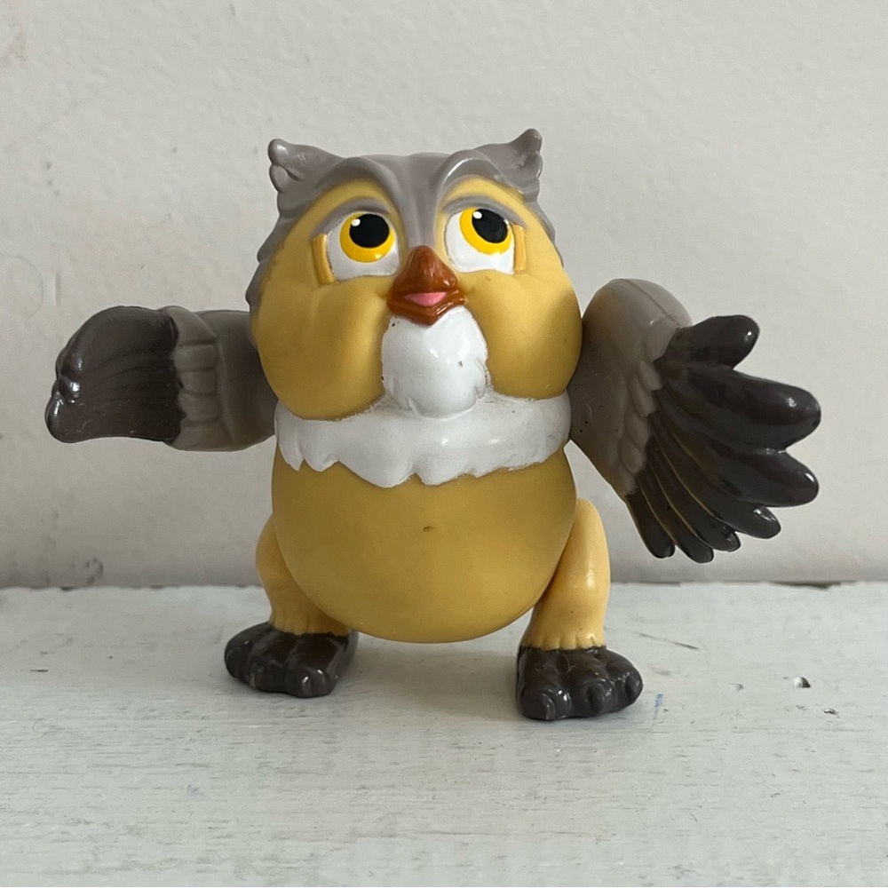 Vintage 1988‎ Disney Bambi Owl PVC Toy Wings Move Vintage Toy Figure Cake Topper